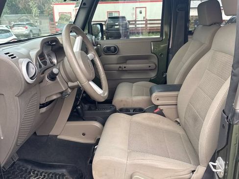 Used 2009 Jeep Wrangler Sahara w/ Trailer Tow Group AWD/4WD image 2