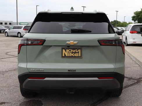 Used 2025 Chevrolet Equinox LT w/ Convenience Package II FWD image 5