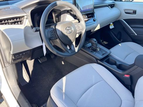 New 2026 Toyota Corolla Cross L image 10