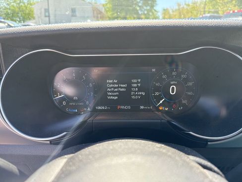 Used 2022 Ford Mustang GT Premium w/ Equipment Group 401A RWD image 9