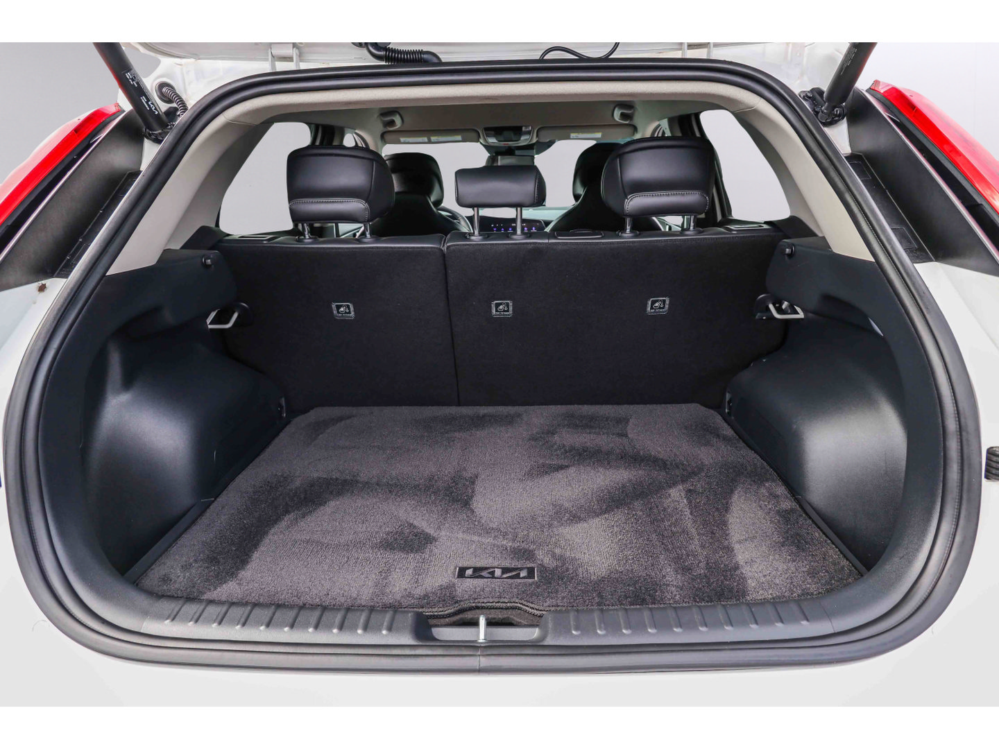 Used 2024 Kia Niro Wind w/ Wind Preserve Package FWD image 21