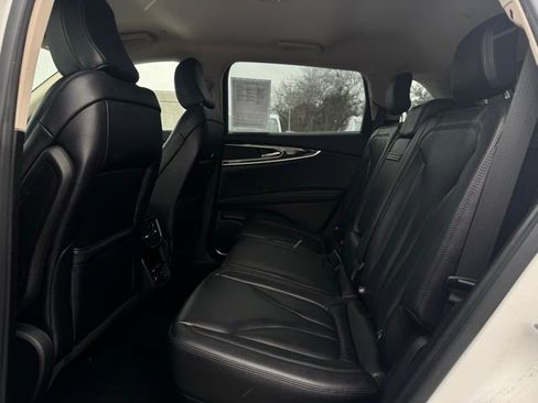 Certified 2022 Lincoln Nautilus AWD w/ Premium Package image 19