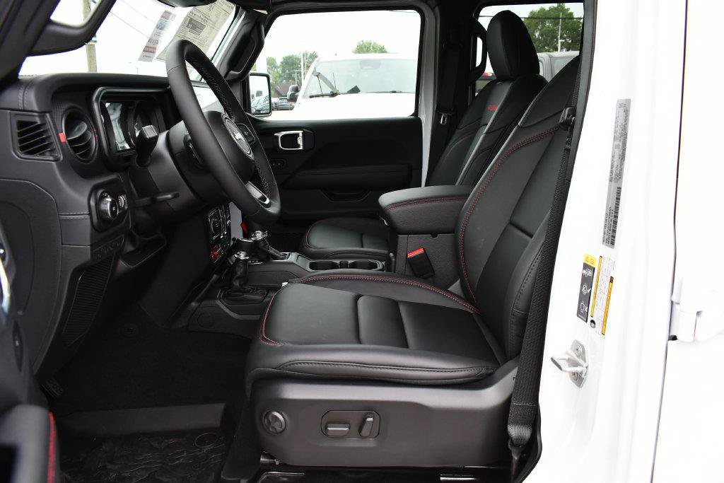 New 2026 Jeep Wrangler Unlimited Rubicon w/ Safety Group AWD/4WD image 12