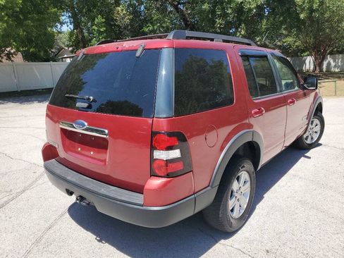 Used 2007 Ford Explorer XLT RWD image 6