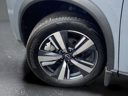 Used 2023 Nissan Rogue SL image 32