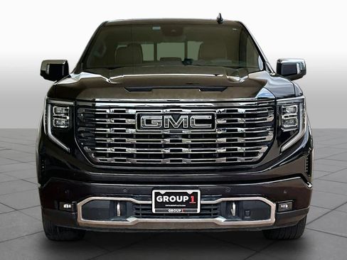 Used 2024 GMC Sierra 1500 Denali Ultimate AWD/4WD image 4