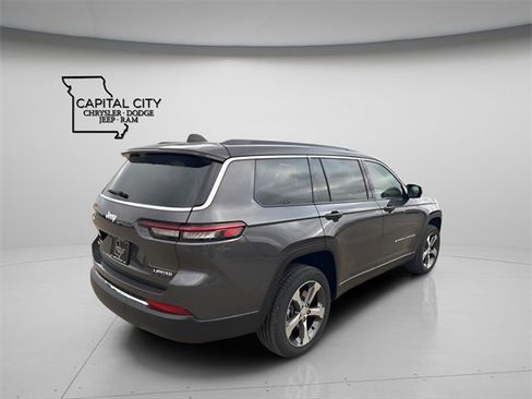 New 2025 Jeep Grand Cherokee L Limited w/ Luxury Tech Group II image 9