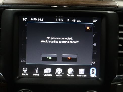 Used 2017 RAM 2500 Laramie w/ Protection Group image 31