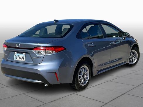Used 2022 Toyota Corolla LE image 12
