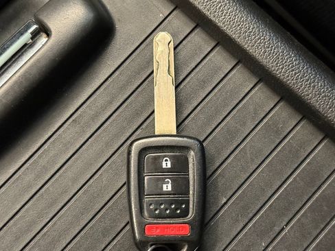 Used 2014 Honda CR-V LX image 15