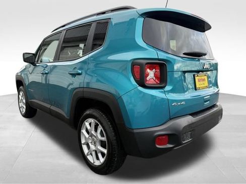 Used 2019 Jeep Renegade Latitude w/ Cold Weather Group image 5