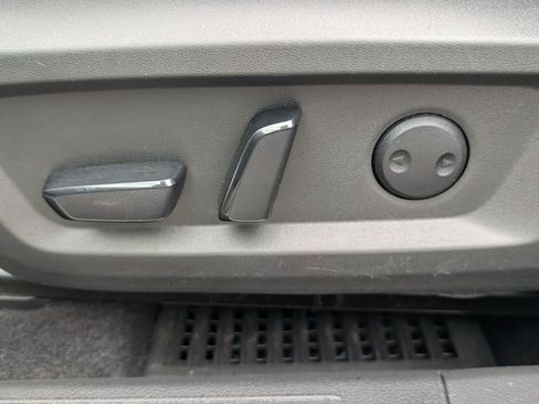 Certified 2023 Nissan Rogue SV AWD/4WD image 19