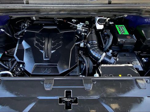 Used 2022 Kia Carnival LX image 31