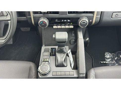 New 2026 Toyota Tacoma SR5 AWD/4WD image 31
