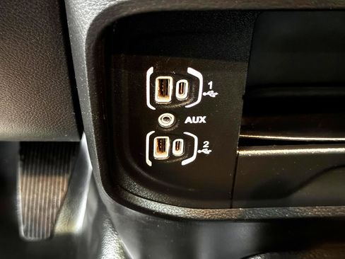 Used 2022 RAM 2500 Tradesman image 28