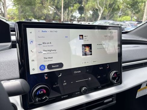New 2026 Subaru Solterra AWD/4WD image 15