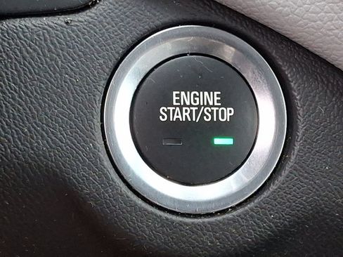 Used 2024 Chevrolet Equinox LS w/ LS Convenience Package FWD image 23
