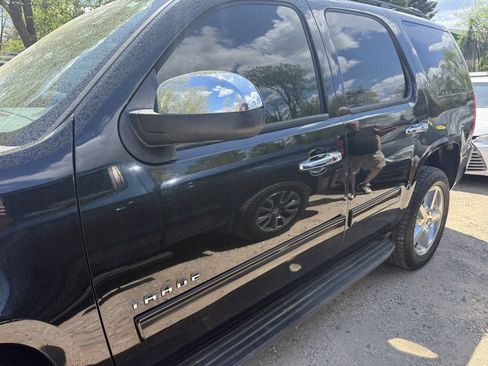 Used 2010 Chevrolet Tahoe LT w/ Regional Value Package image 4