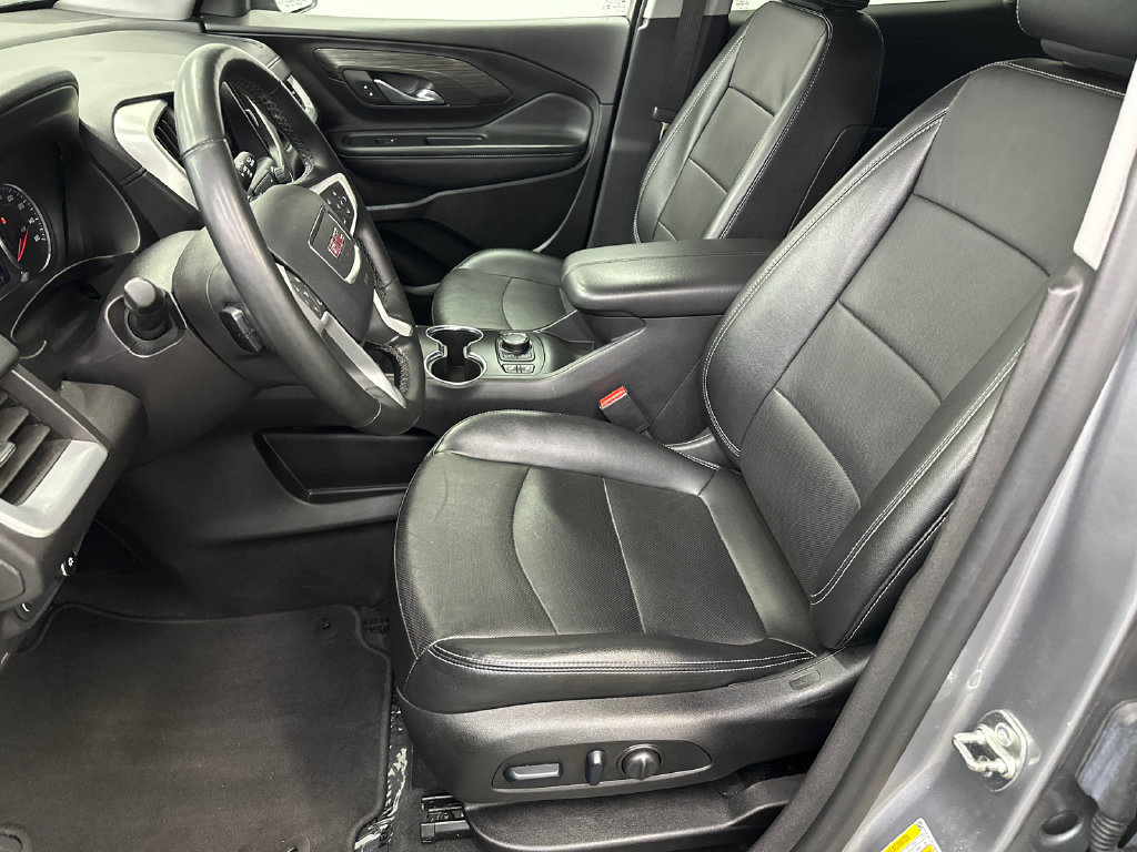 Used 2024 GMC Terrain SLT AWD/4WD image 9