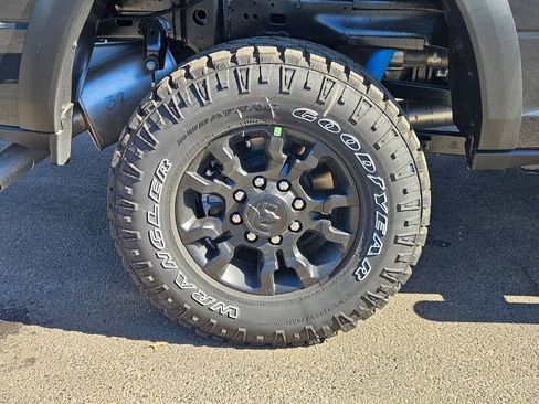 New 2026 RAM 2500 Tradesman AWD/4WD image 9