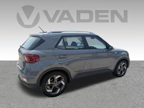 Used 2023 Hyundai Venue SEL w/ Cargo Package image 25