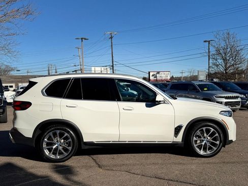 Used 2024 BMW X5 xDrive50e image 7