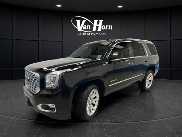 Used 2017 GMC Yukon Denali w/ Open Road Package AWD/4WD image 3