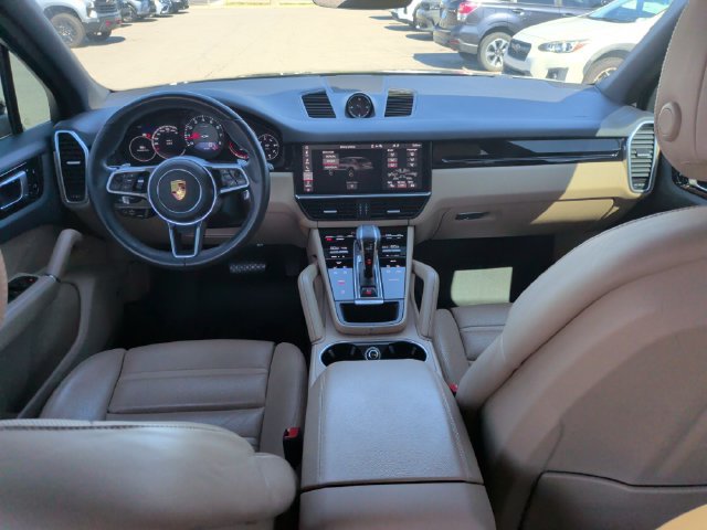 Used 2021 Porsche Cayenne AWD/4WD image 31