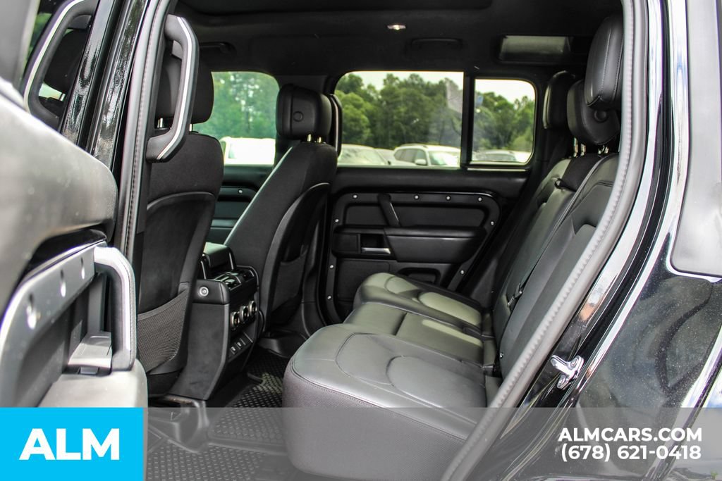 Used 2025 Land Rover Defender 110 X AWD/4WD image 17