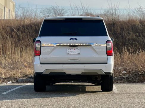 Used 2020 Ford Expedition Limited image 8