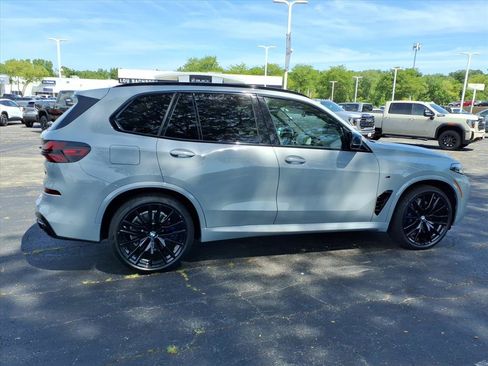 Used 2026 BMW X5 M60i AWD/4WD image 8
