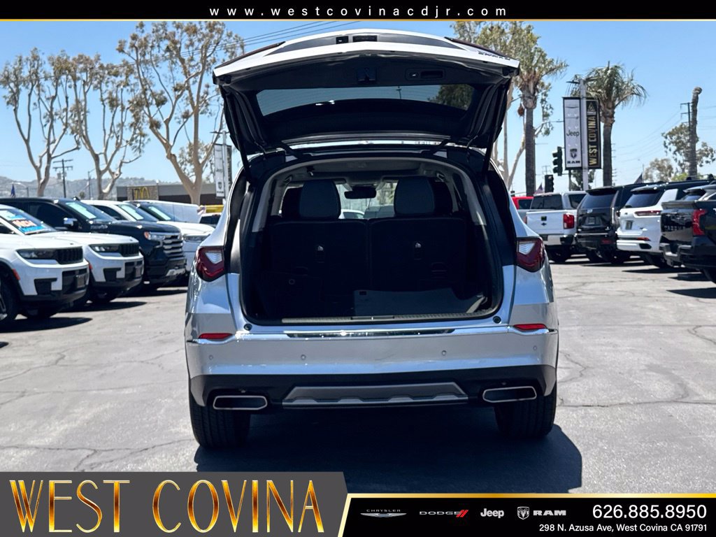 Used 2025 Acura MDX w/ Technology Package AWD/4WD image 16