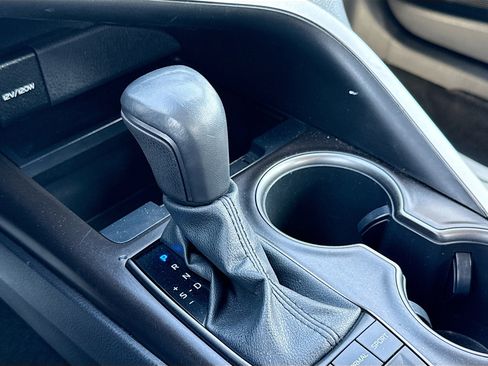 Used 2023 Toyota Camry SE image 26