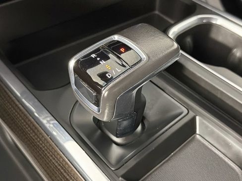 Used 2022 Chevrolet Silverado 1500 RST AWD/4WD image 16