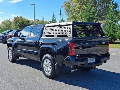 New 2025 Toyota Tacoma SR5 image 7