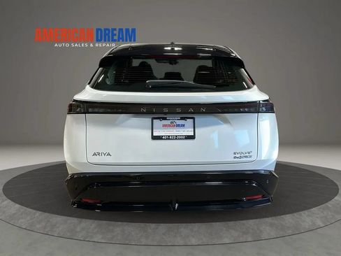 Used 2024 Nissan Ariya AWD image 4