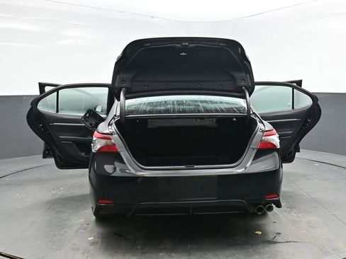 Used 2024 Toyota Camry SE image 44