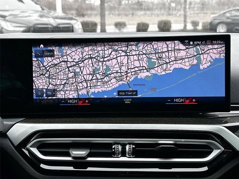 Certified 2024 BMW 330i xDrive Sedan w/ Convenience Package image 13