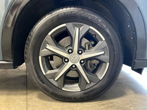 Used 2024 Honda HR-V EX-L image 11