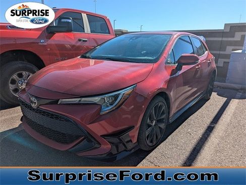 Used 2021 Toyota Corolla Hatchback image 1