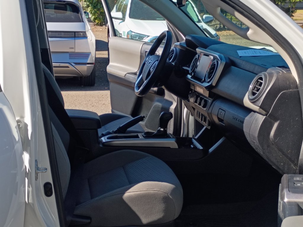 Used 2023 Toyota Tacoma SR5 RWD image 18