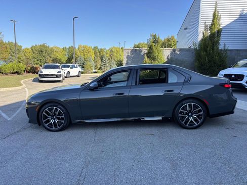New 2026 BMW 750e xDrive w/ Executive Package AWD/4WD image 4