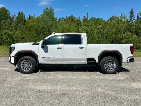 Used 2025 GMC Sierra 2500 Denali Ultimate AWD/4WD image 6