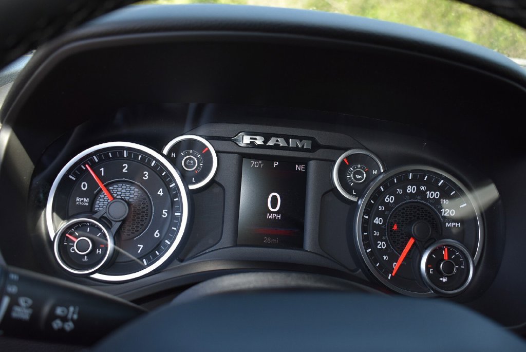 New 2026 RAM 1500 Big Horn AWD/4WD image 13