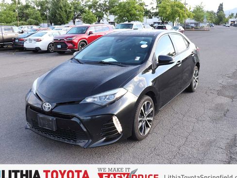 Used 2017 Toyota Corolla SE w/ Carpet Mat Package (TMS) FWD image 1