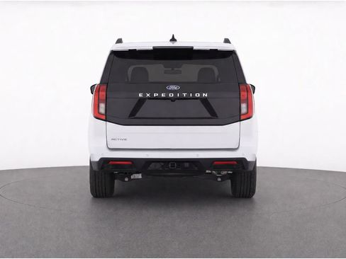 Used 2025 Ford Expedition Active AWD/4WD image 8