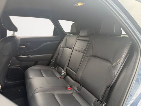 Certified 2025 Toyota Crown Signia image 13