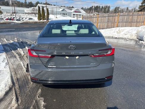 Used 2025 Toyota Camry XLE w/ Premium Plus Package image 7