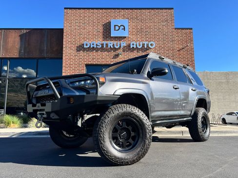 Used 2021 Toyota 4Runner TRD Off-Road Premium AWD/4WD image 1