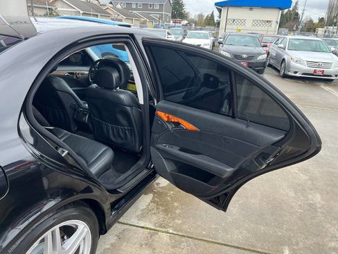 Used 2008 Mercedes-Benz E 350 Sedan image 17